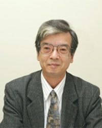 鳥取大学農学部 共同獣医学科長 日笠 喜朗